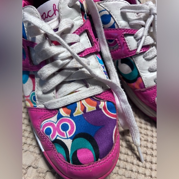 🥳Coach Rare Women’s Pink/White Rainbow Multicolor Sneakers Size 7M EUCHost Pick - Picture 4 of 8